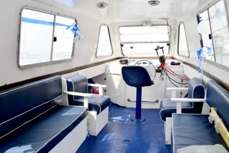 Crusier 20+ seater